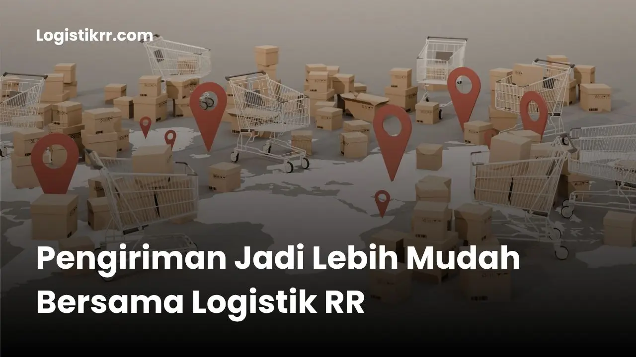 Tim ekspedisi Logistik RR sedang memproses pengiriman barang dengan sistem digital