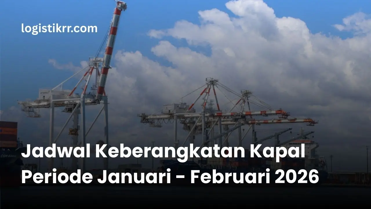 Ilustrasi kapal cargo dan peti kemas di pelabuhan Semarang